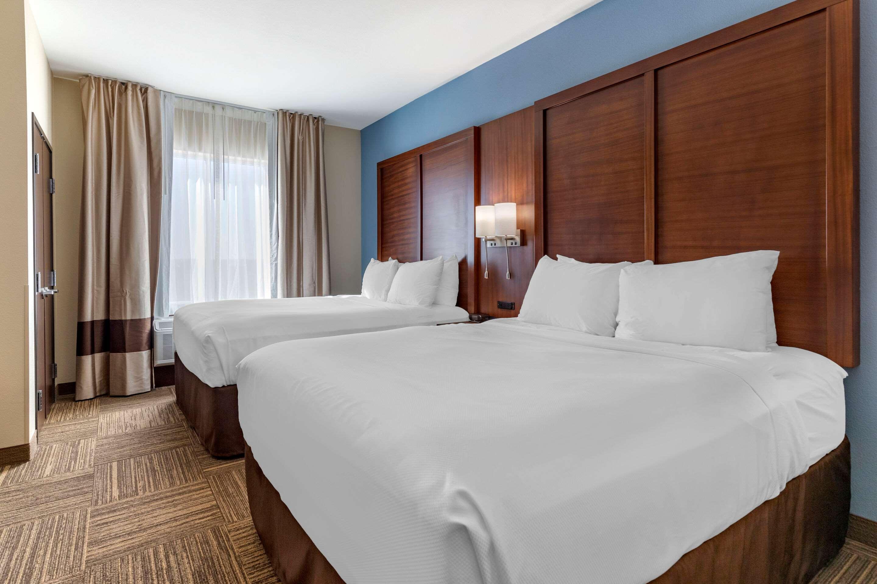 Comfort Suites Cedar Park Bagian luar foto