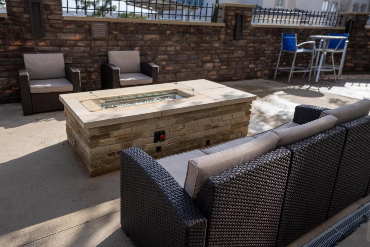 Comfort Suites Cedar Park Bagian luar foto