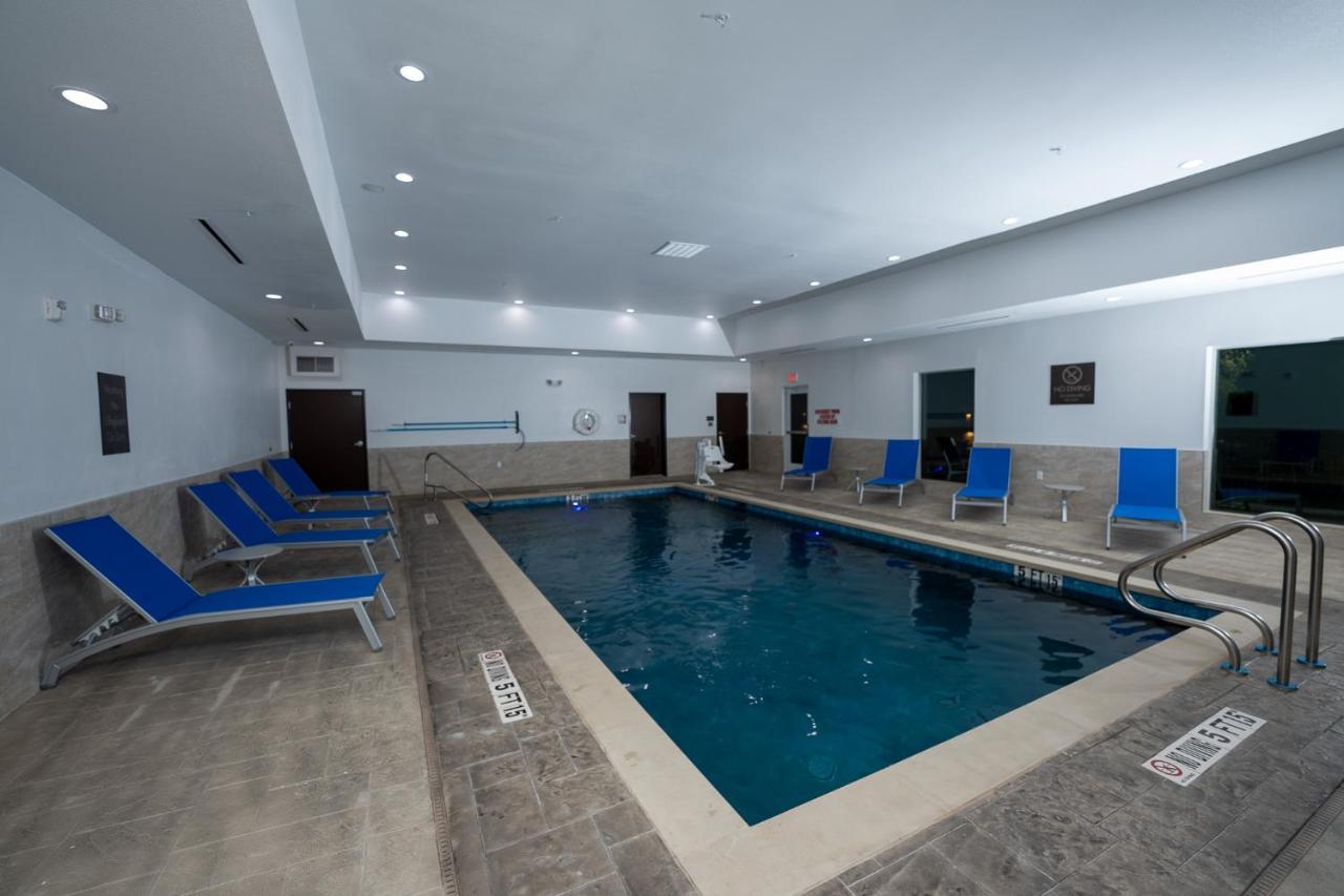 Comfort Suites Cedar Park Bagian luar foto