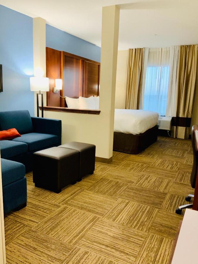 Comfort Suites Cedar Park Bagian luar foto